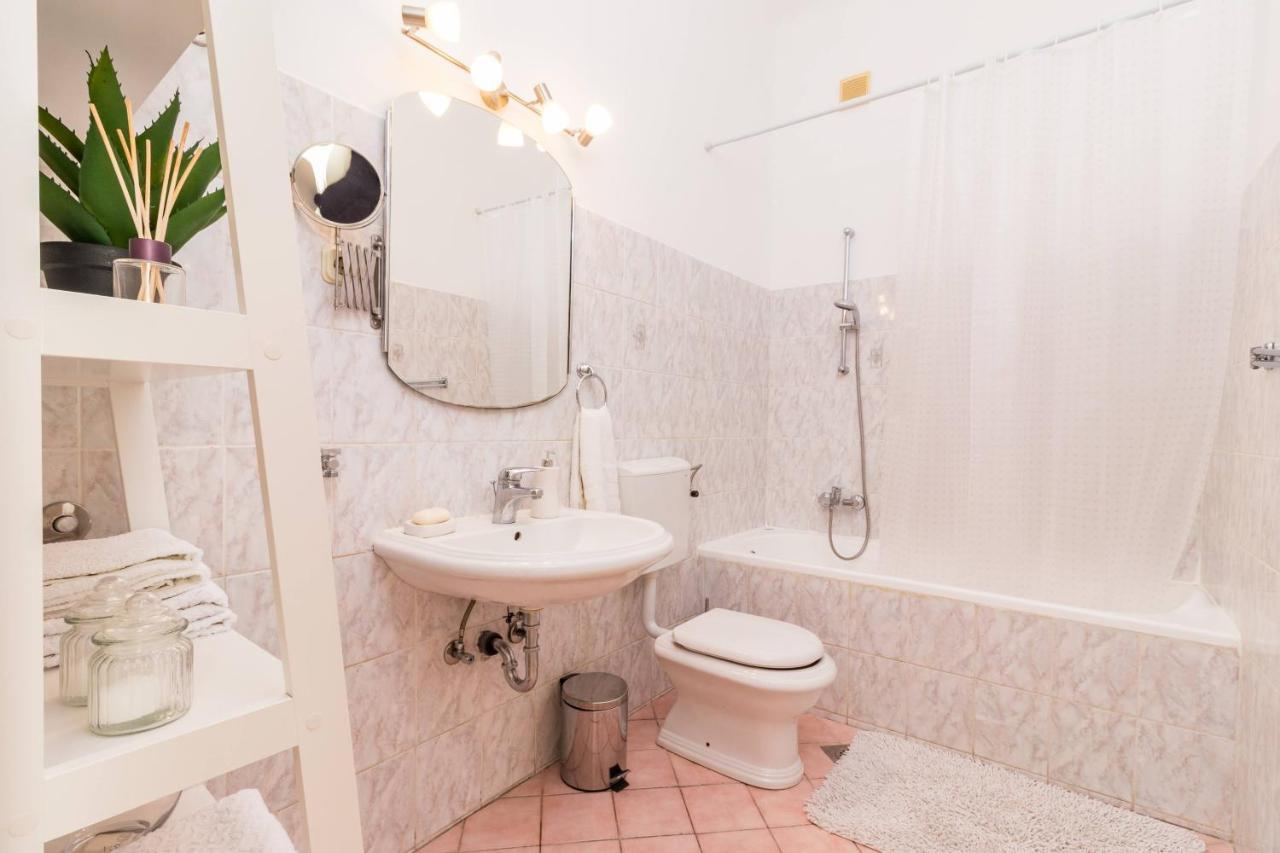 Apartman Lussi Pula Eksteriør billede