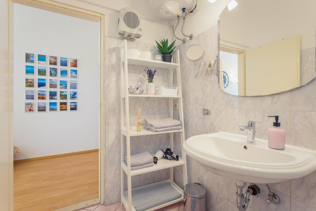 Apartman Lussi Pula Eksteriør billede