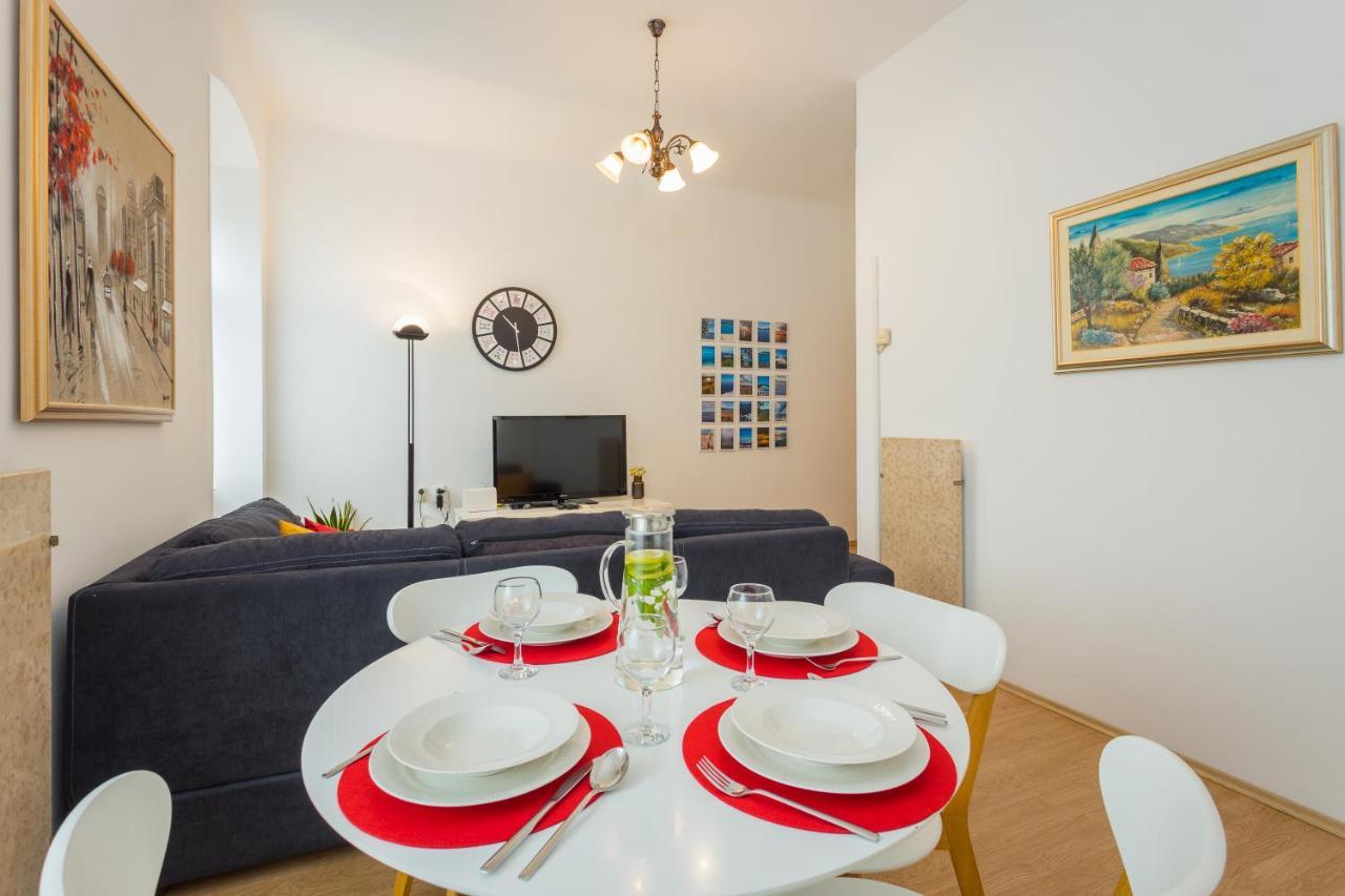 Apartman Lussi Pula Eksteriør billede